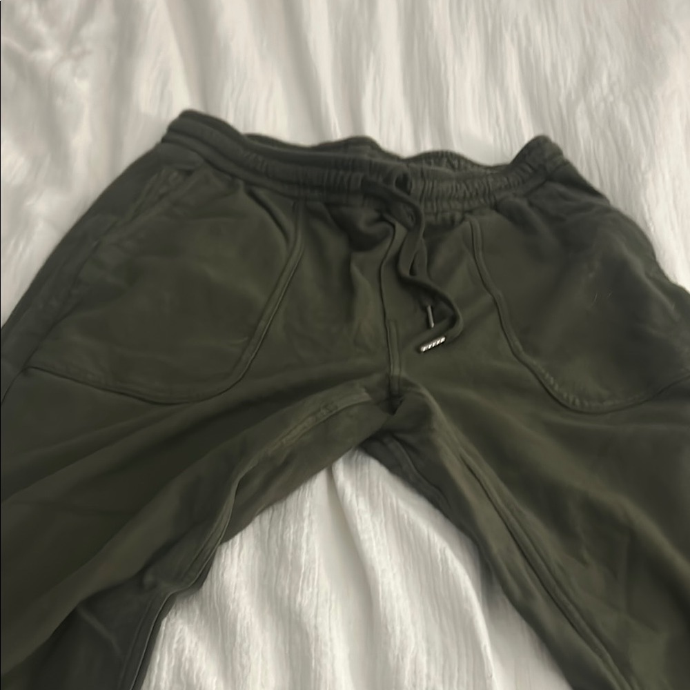 Athleta- Farallon Joggers- SOLD OUT STYLE